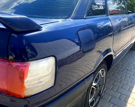 Синий Ауди 80, объемом двигателя 1.8 л и пробегом 537 тыс. км за 2300 $, фото 4 на Automoto.ua