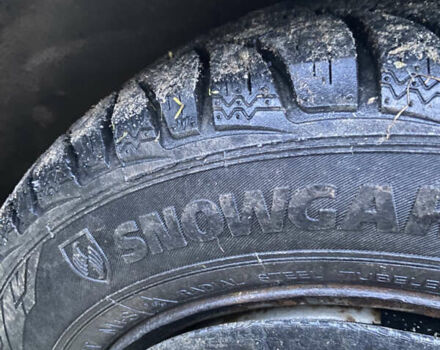 Синій Ауді 80, об'ємом двигуна 1.8 л та пробігом 380 тис. км за 635 $, фото 4 на Automoto.ua