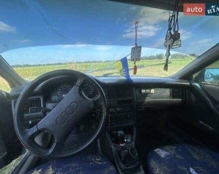 Синий Ауди 80, объемом двигателя 1.8 л и пробегом 250 тыс. км за 1550 $, фото 6 на Automoto.ua