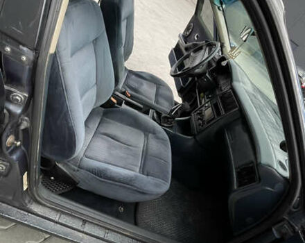 Синий Ауди 80, объемом двигателя 1.78 л и пробегом 300 тыс. км за 2600 $, фото 18 на Automoto.ua