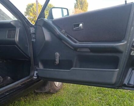 Синий Ауди 80, объемом двигателя 1.8 л и пробегом 476 тыс. км за 1550 $, фото 7 на Automoto.ua