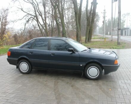 Синий Ауди 80, объемом двигателя 1.8 л и пробегом 200 тыс. км за 1900 $, фото 7 на Automoto.ua