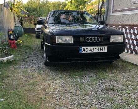 Синий Ауди 80, объемом двигателя 1.8 л и пробегом 370 тыс. км за 2200 $, фото 3 на Automoto.ua