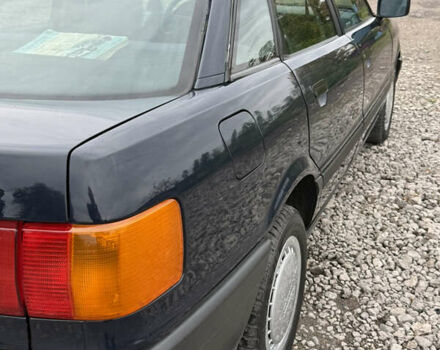 Синий Ауди 80, объемом двигателя 1.6 л и пробегом 250 тыс. км за 2499 $, фото 8 на Automoto.ua