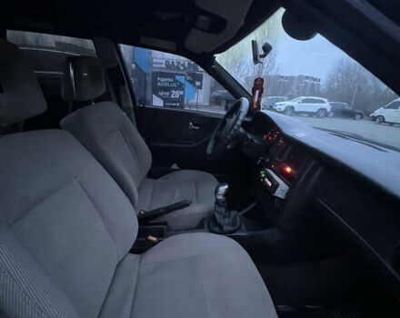 Синий Ауди 80, объемом двигателя 1.78 л и пробегом 256 тыс. км за 1250 $, фото 25 на Automoto.ua