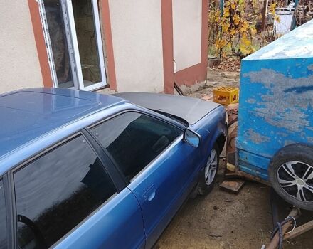 Синий Ауди 80, объемом двигателя 1.8 л и пробегом 777 тыс. км за 3000 $, фото 5 на Automoto.ua