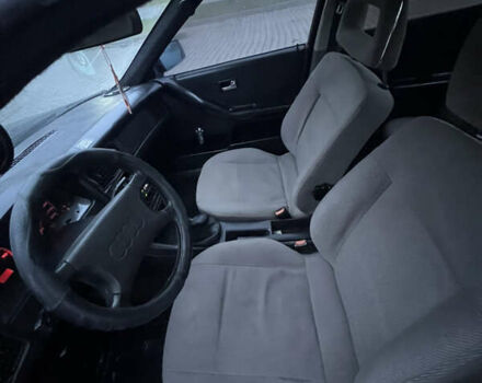 Синий Ауди 80, объемом двигателя 1.78 л и пробегом 256 тыс. км за 1250 $, фото 10 на Automoto.ua