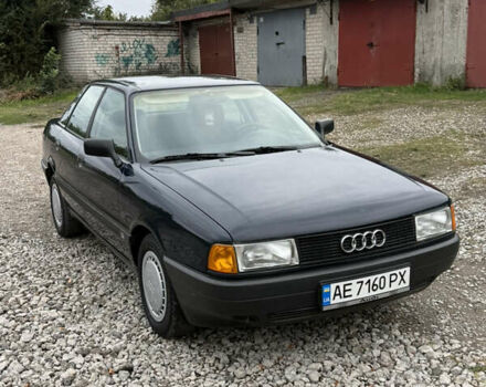 Синий Ауди 80, объемом двигателя 1.6 л и пробегом 250 тыс. км за 2499 $, фото 3 на Automoto.ua