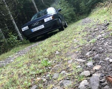 Синий Ауди 80, объемом двигателя 1.8 л и пробегом 370 тыс. км за 2200 $, фото 12 на Automoto.ua