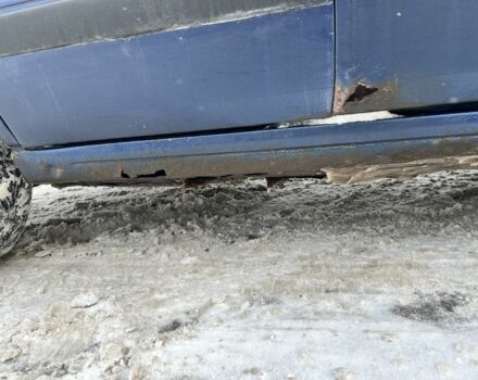 Синий Ауди 80, объемом двигателя 1.8 л и пробегом 400 тыс. км за 1200 $, фото 5 на Automoto.ua