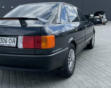 Синий Ауди 80, объемом двигателя 1.78 л и пробегом 300 тыс. км за 2600 $, фото 3 на Automoto.ua