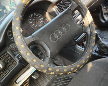 Синий Ауди 80, объемом двигателя 1.6 л и пробегом 258 тыс. км за 1600 $, фото 7 на Automoto.ua