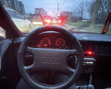 Синий Ауди 80, объемом двигателя 1.78 л и пробегом 256 тыс. км за 1250 $, фото 28 на Automoto.ua