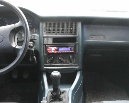 Синий Ауди 80, объемом двигателя 1.8 л и пробегом 200 тыс. км за 1900 $, фото 11 на Automoto.ua