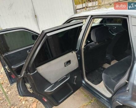 Синий Ауди 80, объемом двигателя 2 л и пробегом 375 тыс. км за 2400 $, фото 2 на Automoto.ua