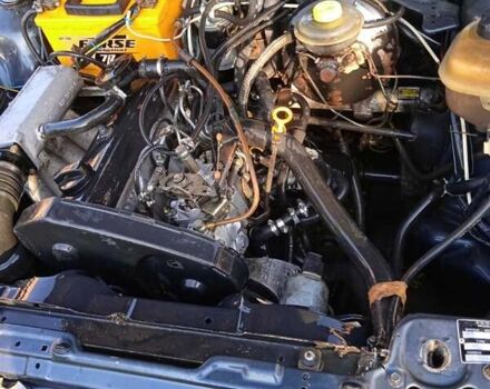 Синий Ауди 80, объемом двигателя 1.9 л и пробегом 205 тыс. км за 2860 $, фото 7 на Automoto.ua