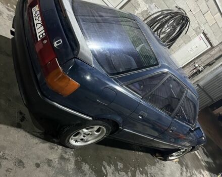 Синий Ауди 80, объемом двигателя 1.8 л и пробегом 400 тыс. км за 1500 $, фото 5 на Automoto.ua
