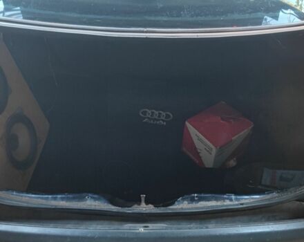 Синий Ауди 80, объемом двигателя 1.8 л и пробегом 29 тыс. км за 2000 $, фото 10 на Automoto.ua