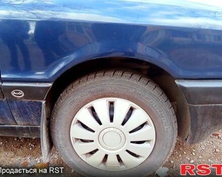 Синий Ауди 80, объемом двигателя 1.8 л и пробегом 340 тыс. км за 1500 $, фото 5 на Automoto.ua