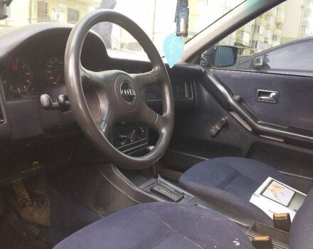 Синий Ауди 80, объемом двигателя 2 л и пробегом 356 тыс. км за 1600 $, фото 3 на Automoto.ua