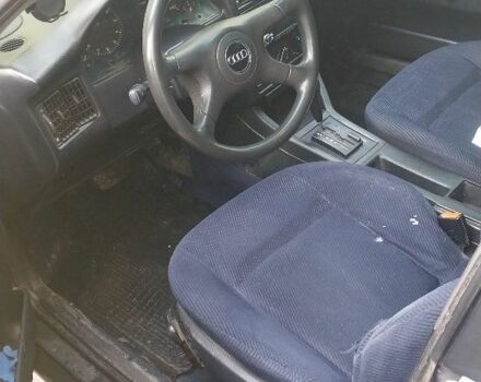 Синий Ауди 80, объемом двигателя 2 л и пробегом 356 тыс. км за 1600 $, фото 4 на Automoto.ua