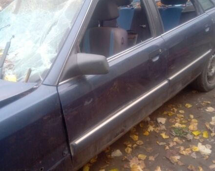 Синий Ауди 80, объемом двигателя 0 л и пробегом 250 тыс. км за 238 $, фото 3 на Automoto.ua