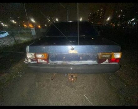 Синій Ауді 80, об'ємом двигуна 1.8 л та пробігом 3 тис. км за 100 $, фото 7 на Automoto.ua