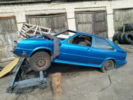 Синий Ауди 80, объемом двигателя 0 л и пробегом 300 тыс. км за 337 $, фото 1 на Automoto.ua