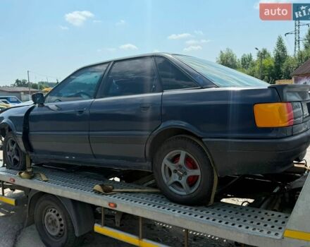 Синий Ауди 80, объемом двигателя 1.8 л и пробегом 250 тыс. км за 580 $, фото 1 на Automoto.ua