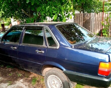 Синий Ауди 80, объемом двигателя 1.8 л и пробегом 165 тыс. км за 800 $, фото 1 на Automoto.ua