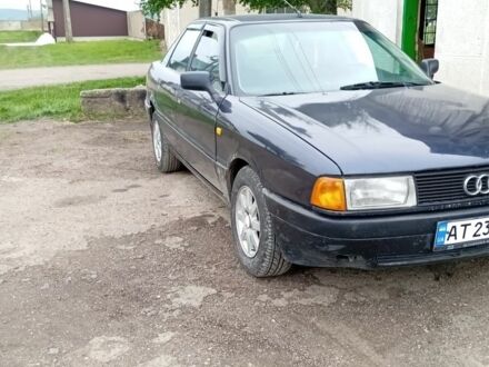 Синий Ауди 80, объемом двигателя 1.6 л и пробегом 300 тыс. км за 1200 $, фото 1 на Automoto.ua