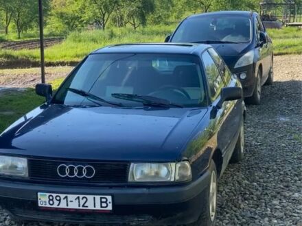 Синий Ауди 80, объемом двигателя 1.8 л и пробегом 200 тыс. км за 1500 $, фото 1 на Automoto.ua