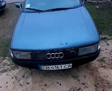 Синий Ауди 80, объемом двигателя 1.6 л и пробегом 0 тыс. км за 1650 $, фото 1 на Automoto.ua