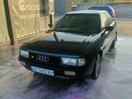 Синий Ауди 80, объемом двигателя 1.8 л и пробегом 230 тыс. км за 1799 $, фото 1 на Automoto.ua