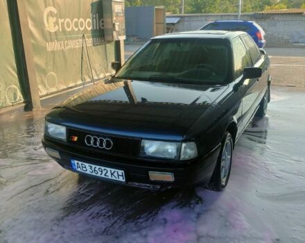 Синий Ауди 80, объемом двигателя 1.8 л и пробегом 230 тыс. км за 1799 $, фото 1 на Automoto.ua