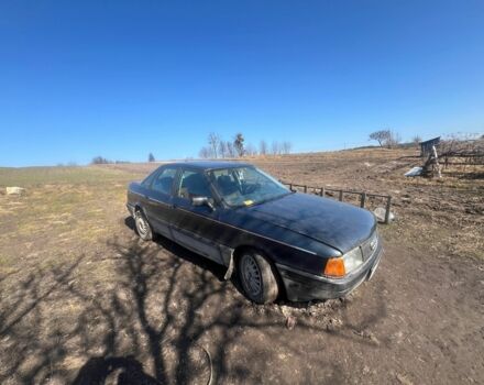 Синий Ауди 80, объемом двигателя 1.8 л и пробегом 270 тыс. км за 999 $, фото 1 на Automoto.ua