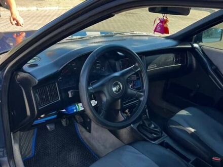 Синий Ауди 80, объемом двигателя 1.8 л и пробегом 376 тыс. км за 1900 $, фото 1 на Automoto.ua