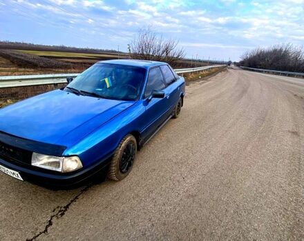 Синий Ауди 80, объемом двигателя 1.8 л и пробегом 256 тыс. км за 2200 $, фото 1 на Automoto.ua