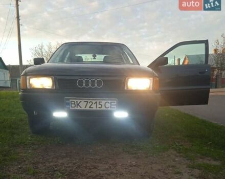 Синий Ауди 80, объемом двигателя 1.8 л и пробегом 476 тыс. км за 1550 $, фото 1 на Automoto.ua