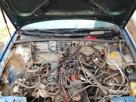 Синий Ауди 80, объемом двигателя 1.8 л и пробегом 777 тыс. км за 3000 $, фото 1 на Automoto.ua