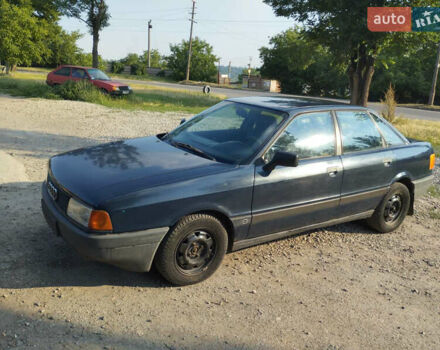 Синий Ауди 80, объемом двигателя 1.6 л и пробегом 258 тыс. км за 1600 $, фото 1 на Automoto.ua