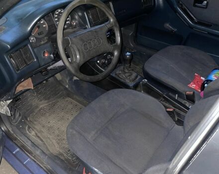 Синий Ауди 80, объемом двигателя 1.8 л и пробегом 378 тыс. км за 2100 $, фото 1 на Automoto.ua
