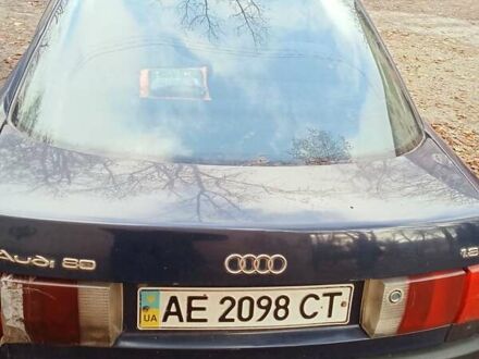 Синий Ауди 80, объемом двигателя 1.8 л и пробегом 340 тыс. км за 1500 $, фото 1 на Automoto.ua