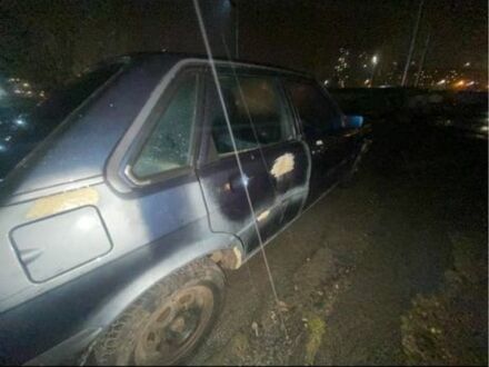 Синий Ауди 80, объемом двигателя 1.8 л и пробегом 3 тыс. км за 100 $, фото 1 на Automoto.ua