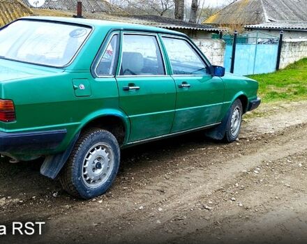 Зеленый Ауди 80, объемом двигателя 1.6 л и пробегом 360 тыс. км за 432 $, фото 4 на Automoto.ua