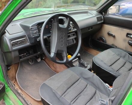 Зеленый Ауди 80, объемом двигателя 1.6 л и пробегом 500 тыс. км за 600 $, фото 4 на Automoto.ua