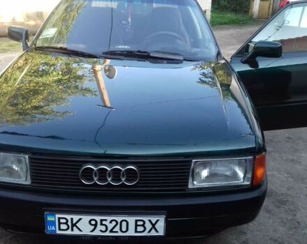 Зеленый Ауди 80, объемом двигателя 1.8 л и пробегом 1000 тыс. км за 1800 $, фото 1 на Automoto.ua