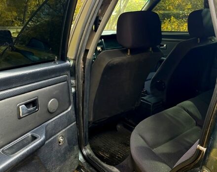 Зеленый Ауди 80, объемом двигателя 2 л и пробегом 300 тыс. км за 1850 $, фото 4 на Automoto.ua