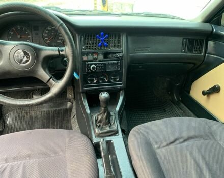 Зеленый Ауди 80, объемом двигателя 2 л и пробегом 356 тыс. км за 3000 $, фото 5 на Automoto.ua