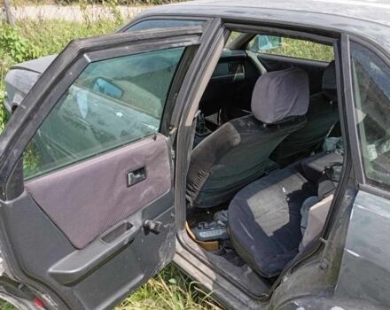 Зеленый Ауди 80, объемом двигателя 2 л и пробегом 244 тыс. км за 1150 $, фото 3 на Automoto.ua